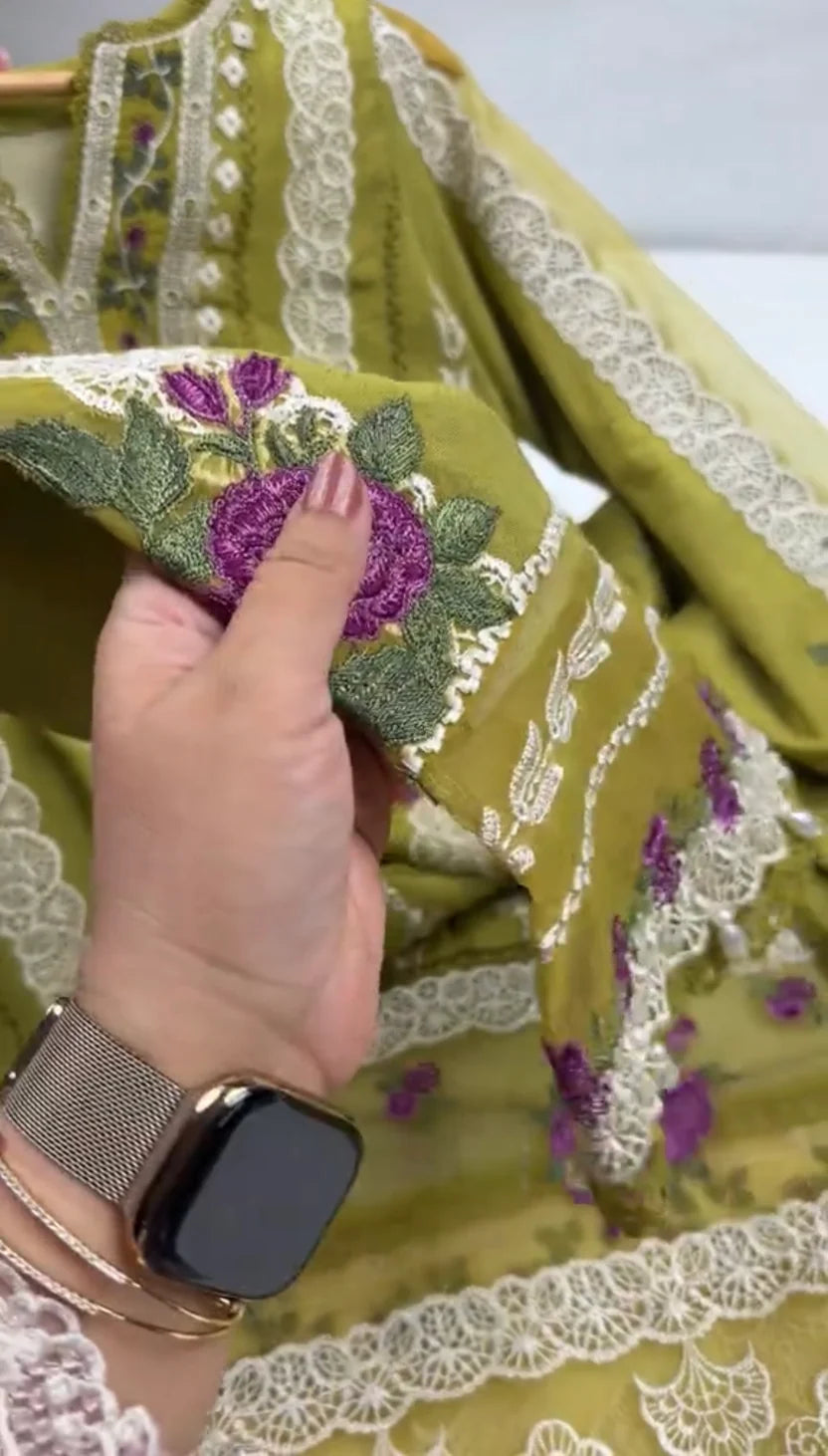 Women Stitched Twill Emb 3pc Twill Shawl