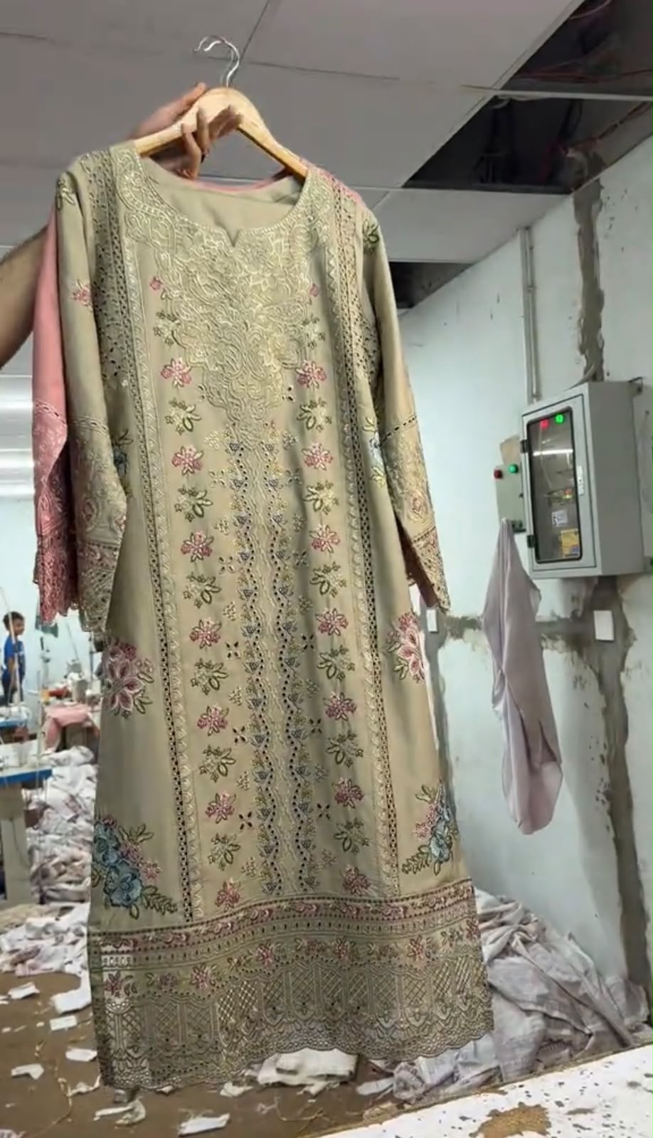 Women Embroidered 3 Piece Suit